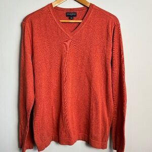 Banana Republic Factory Men's Burnt Orange Long Sleeve Knit V-Neck Sweater Large